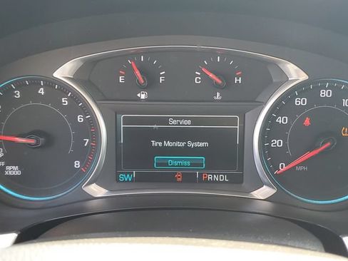 Used 2018 Chevrolet Traverse LT w/ LPO, Floor Liner Package AWD/4WD image 15