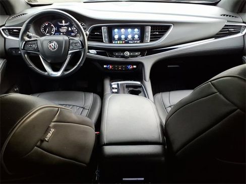 Used 2023 Buick Enclave Avenir w/ Avenir Technology Package image 10