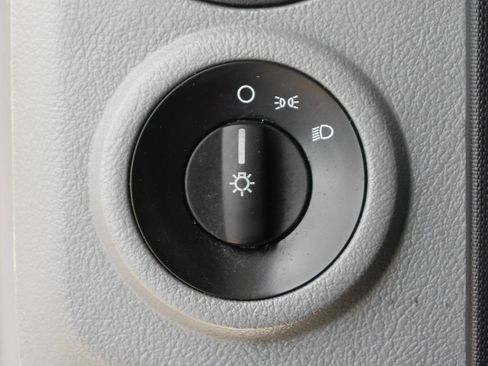 Used 2019 Ford E-350 and Econoline 350 Super Duty image 20