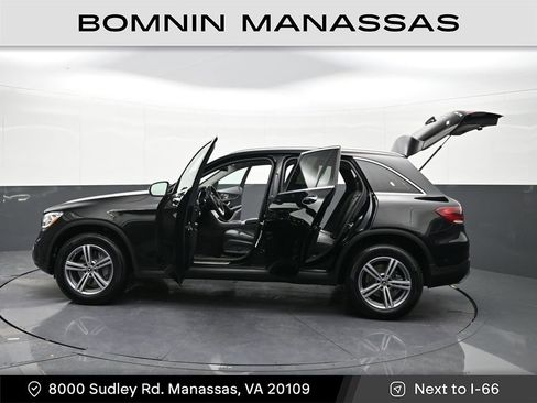 Used 2021 Mercedes-Benz GLC 300 4MATIC image 39