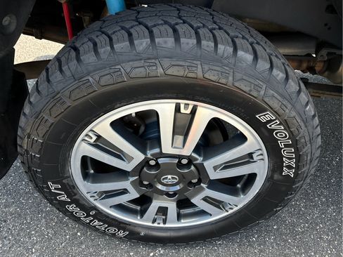 Used 2019 Toyota Tundra SR5 w/ TRD Sport Package AWD/4WD image 25