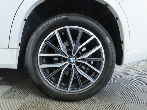 Used 2023 BMW X1 xDrive28i w/ Premium Package image 32