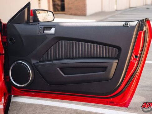 Used 2011 Ford Mustang Shelby GT500 w/ SVT Performance Pkg image 70