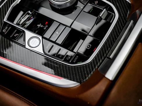 Used 2023 BMW X7 M60i w/ Executive Package image 55