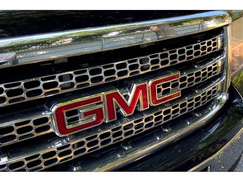 Used 2013 GMC Sierra 3500 SLT image 31