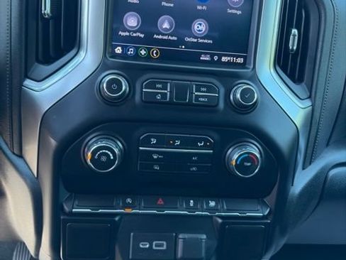 Used 2020 Chevrolet Silverado 1500 LT AWD/4WD image 13