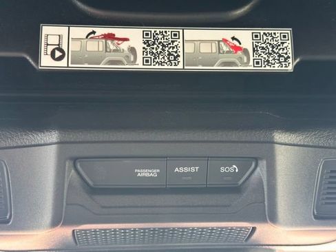 Used 2025 Jeep Wrangler Unlimited Sport AWD/4WD image 23
