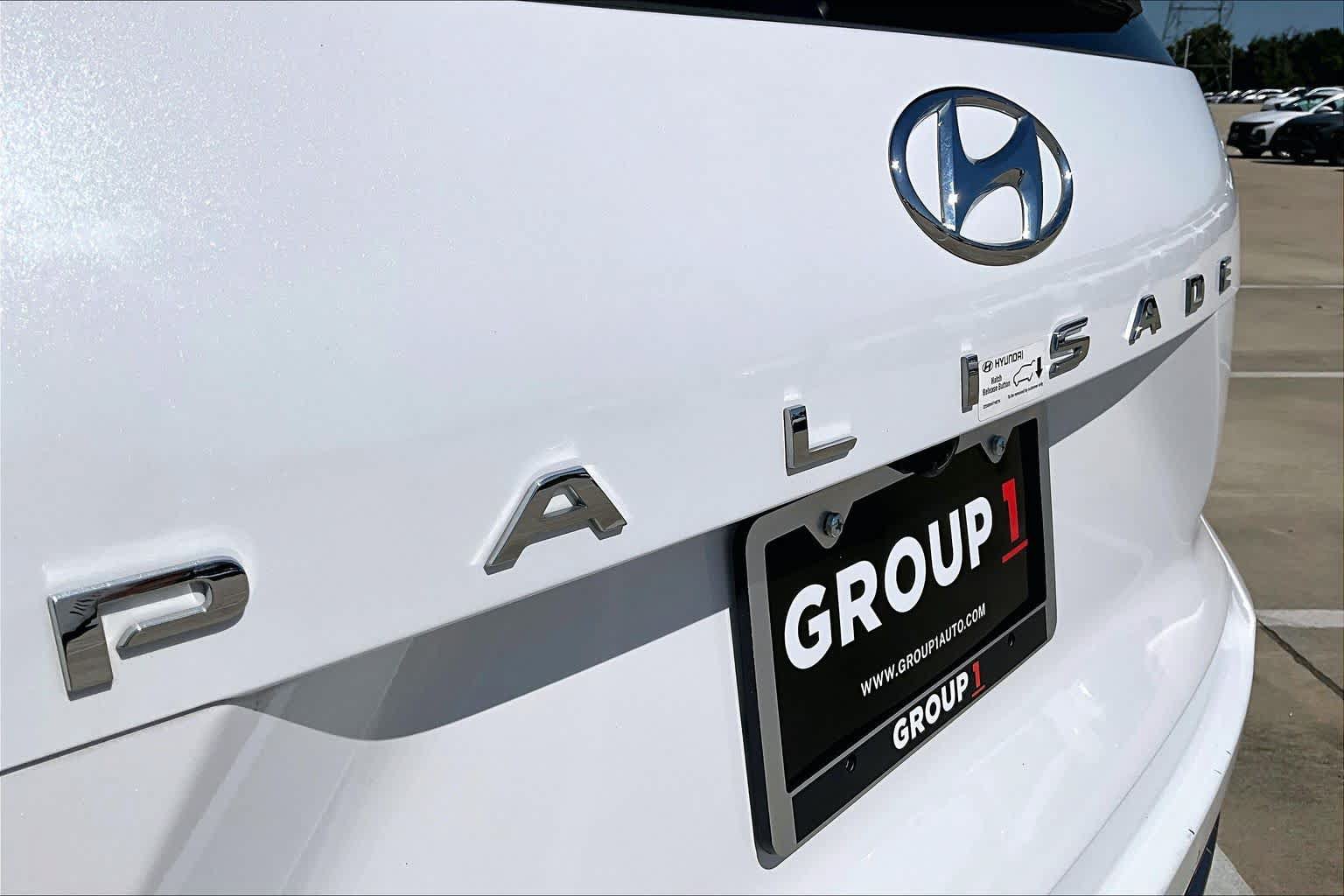 Used 2025 Hyundai Palisade SEL FWD image 31