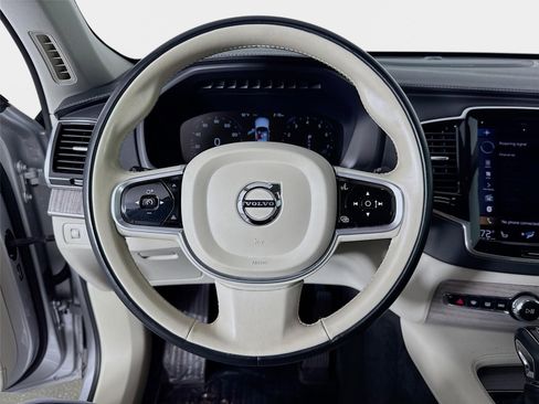 Used 2022 Volvo XC90 T6 Inscription AWD/4WD image 13