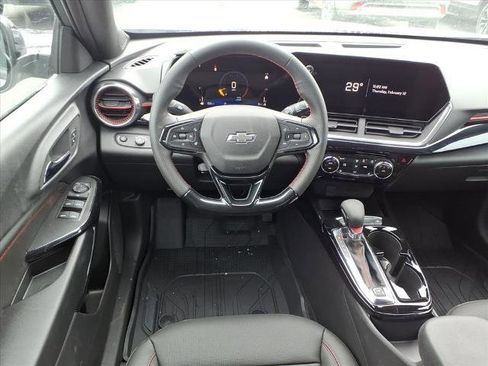 New 2026 Chevrolet Trax RS w/ Driver Confidence Package image 6