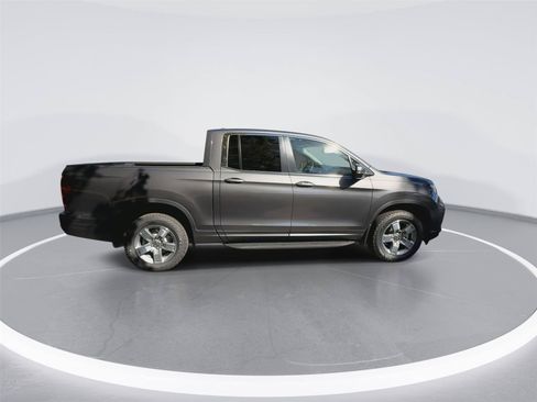 Used 2025 Honda Ridgeline RTL image 9