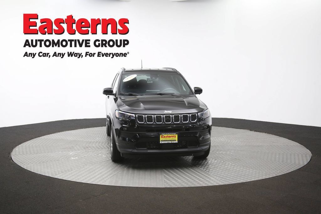 Used 2024 Jeep Compass Latitude AWD/4WD image 50