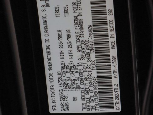 Used 2024 Toyota Tacoma TRD Off-Road image 32