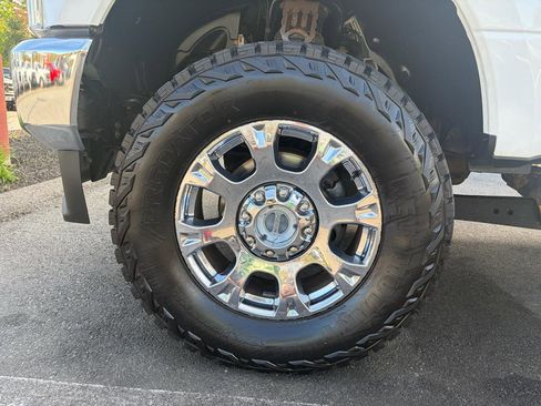 Used 2021 Ford F350 King Ranch w/ King Ranch Ultimate Package AWD/4WD image 18