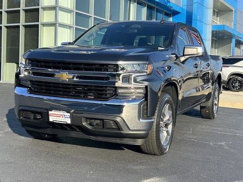 Used 2022 Chevrolet Silverado 1500 LT image 1
