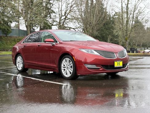 Used 2014 Lincoln MKZ image 7