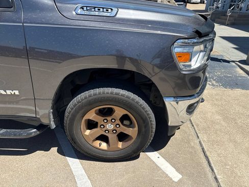 Used 2019 RAM 1500 Big Horn AWD/4WD image 4