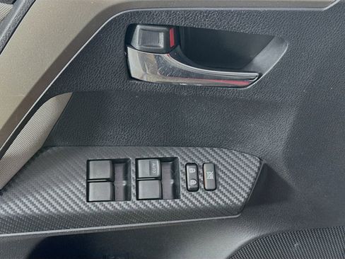 Used 2015 Toyota RAV4 XLE image 20