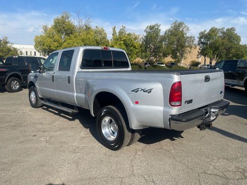 Used 2004 Ford F350 XLT image 3
