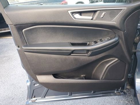 Certified 2019 Ford Edge SEL w/ Equipment Group 201A image 18