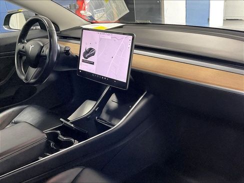 Used 2018 Tesla Model 3 Long Range AWD/4WD image 14