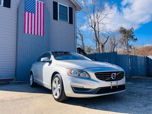 Used 2015 Volvo S60 T5 Premier image 6