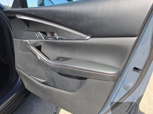 Used 2025 MAZDA CX-30 AWD 2.5 S w/ Preferred Package image 32