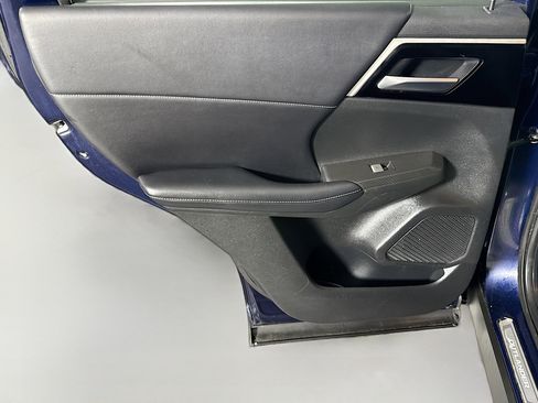 Used 2022 Mitsubishi Outlander SE FWD image 26