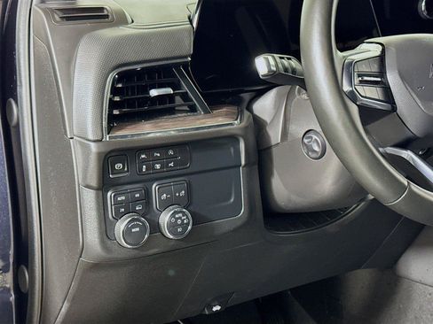 Certified 2025 Chevrolet Suburban Premier AWD/4WD image 8