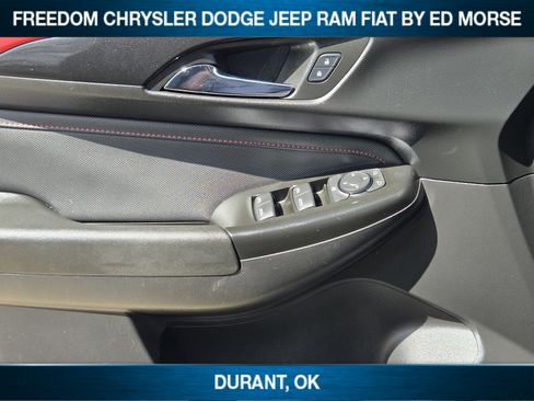 Used 2024 Chevrolet TrailBlazer RS image 17