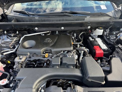 Certified 2023 Toyota RAV4 LE image 21