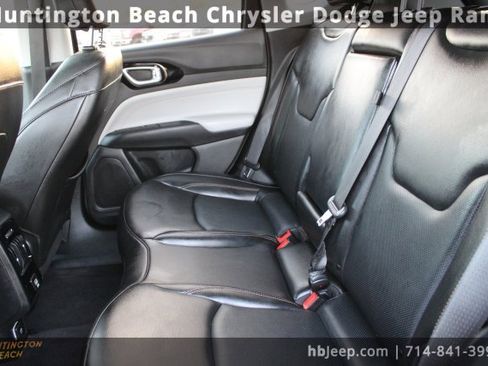 Used 2022 Jeep Compass Limited image 36