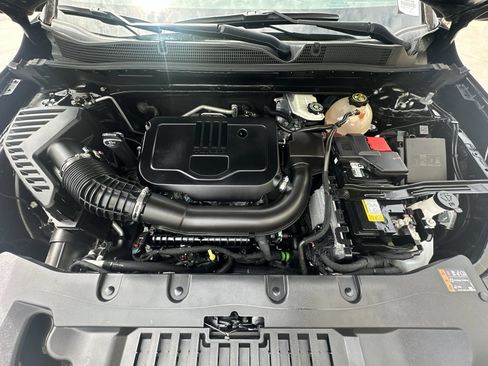 Used 2022 Chevrolet Blazer LT FWD image 33