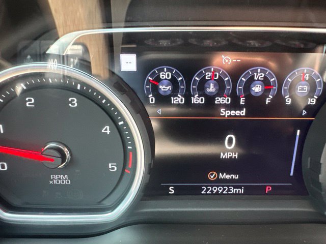 Used 2020 Chevrolet Silverado 2500 High Country w/ Technology Package AWD/4WD image 38