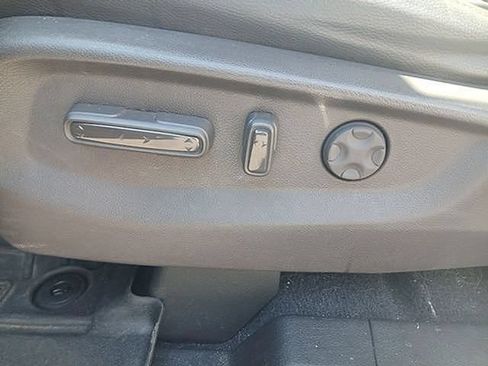Used 2018 Honda Odyssey EX-L image 18