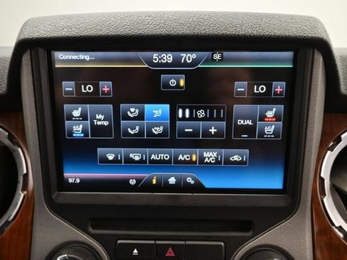 Used 2015 Ford F250 King Ranch w/ FX4 Off-Road Package AWD/4WD image 16