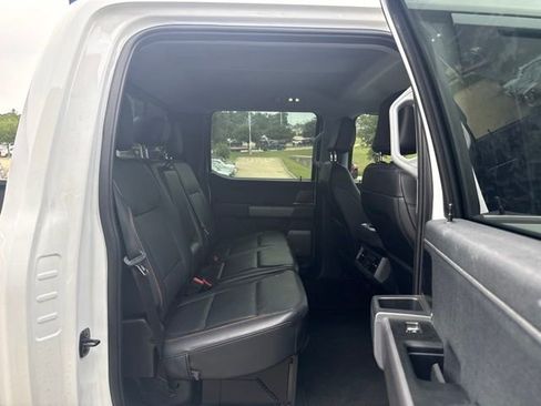 Used 2025 Ford F350 Lariat w/ Chrome Package AWD/4WD image 11