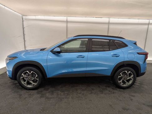 New 2026 Chevrolet Trax LT image 3