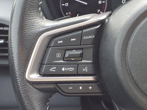 Used 2023 Subaru Outback Premium image 16