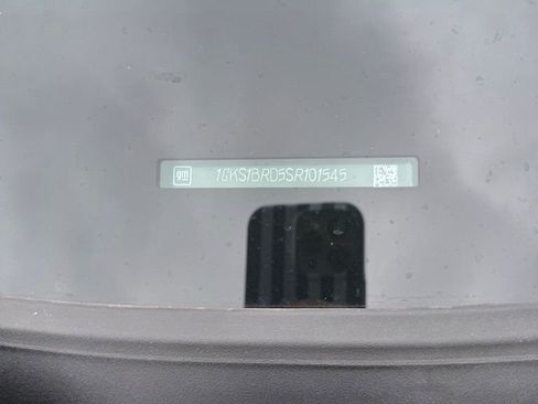Used 2025 GMC Yukon Elevation RWD image 2