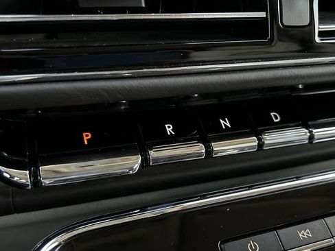 Used 2022 Lincoln Navigator L Black Label AWD/4WD image 19