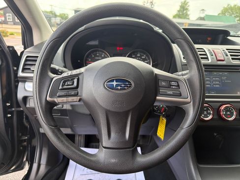 Used 2015 Subaru Crosstrek 2.0i AWD/4WD image 10