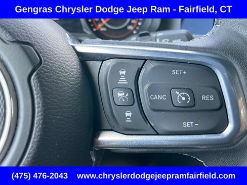 Certified 2025 Jeep Wrangler Unlimited Sahara AWD/4WD image 55