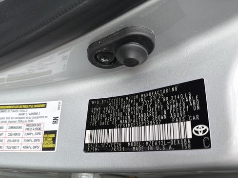 Used 2025 Toyota Corolla SE FWD image 23