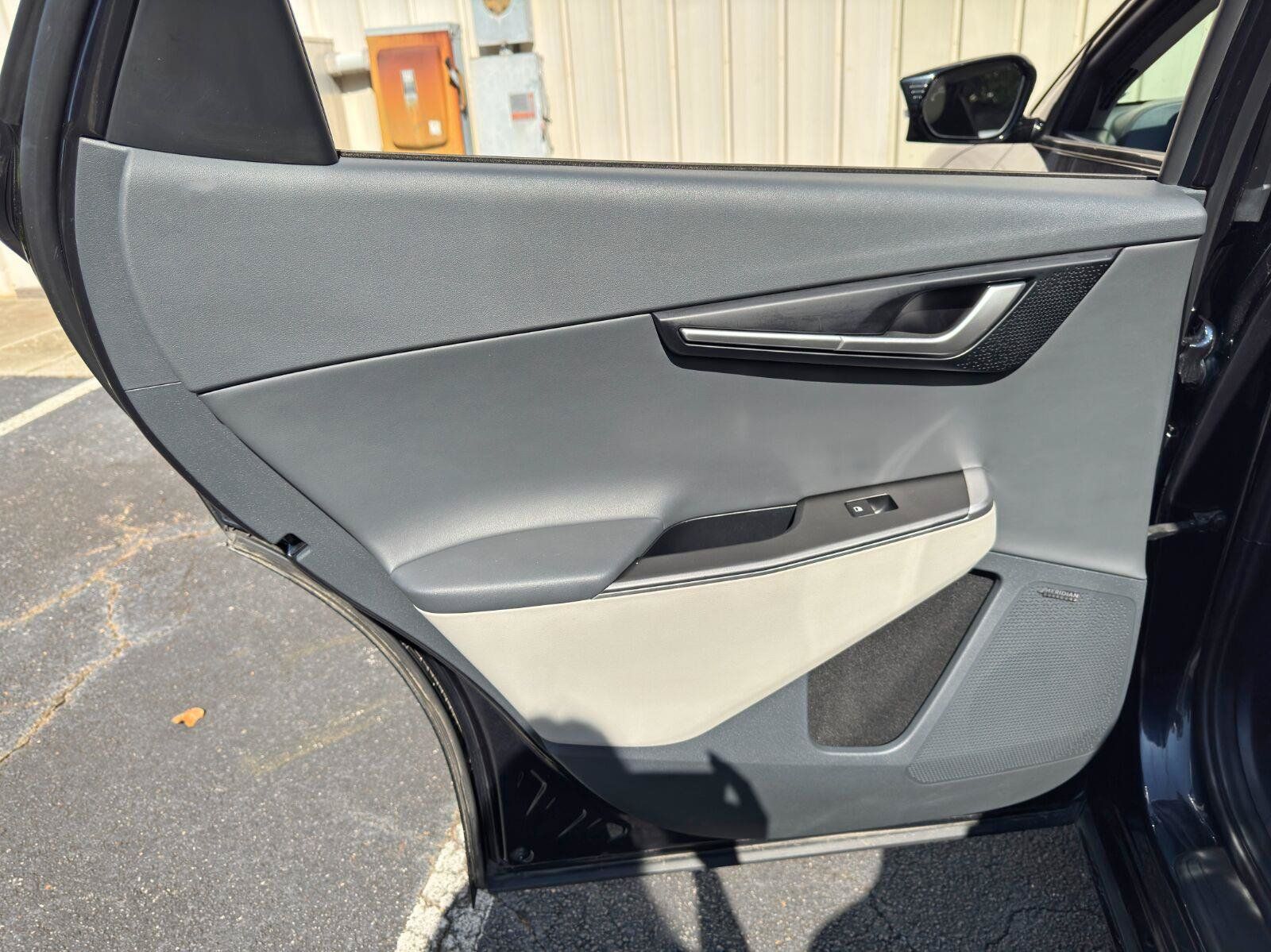 Used 2022 Kia EV6 Wind RWD image 43
