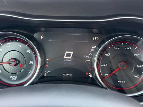 Used 2019 Dodge Charger SXT w/ Plus Group AWD/4WD image 19