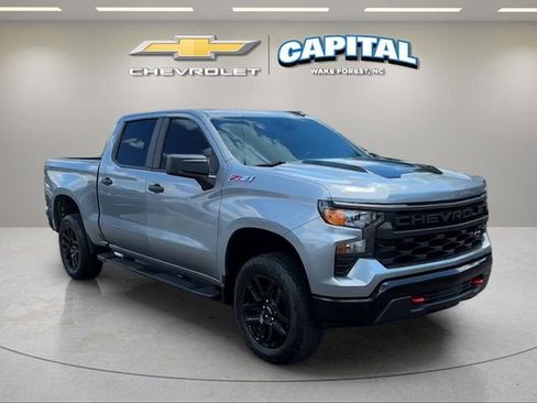 Used 2025 Chevrolet Silverado 1500 Custom Trail Boss AWD/4WD image 7