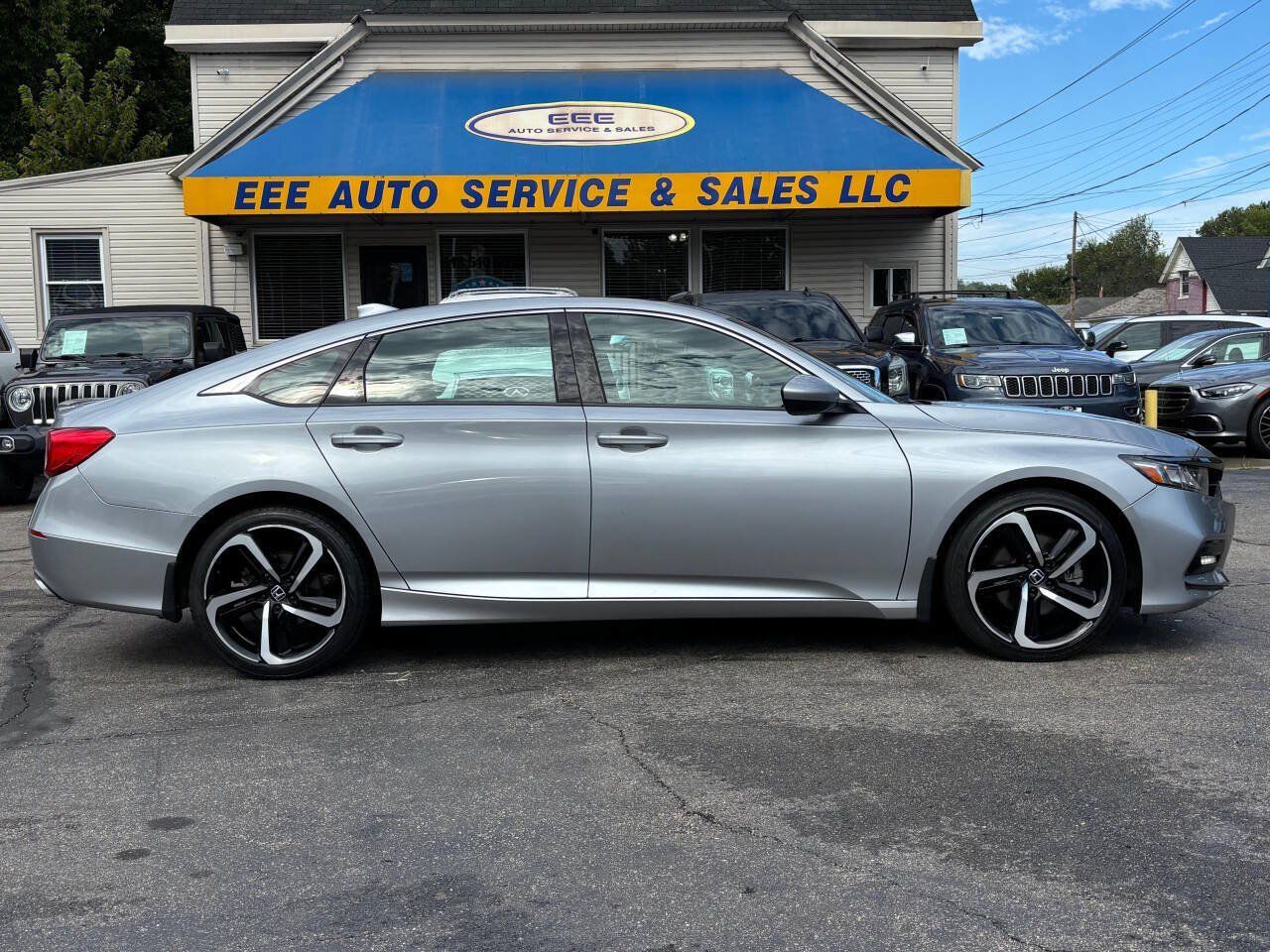 Used 2019 Honda Accord Sport image 1