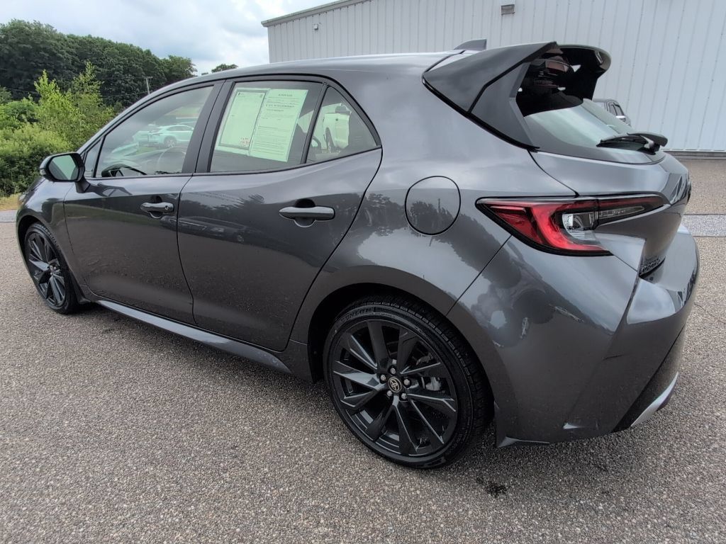 Certified 2025 Toyota Corolla XSE FWD image 4
