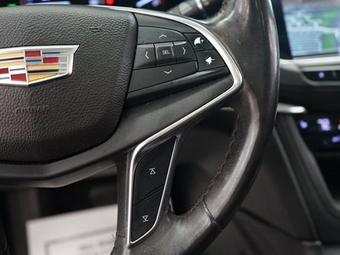 Used 2017 Cadillac XT5 Luxury w/ Driver Awareness Package image 31